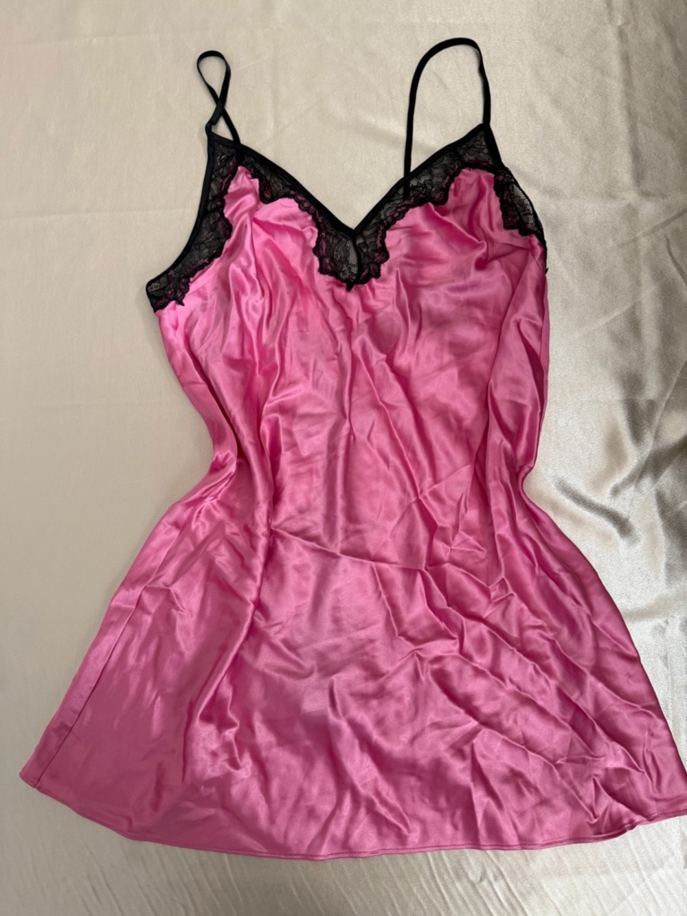 Victoria's Secret Pink Satin and Black Lace Back Chemise Slip Size L/G NWOT